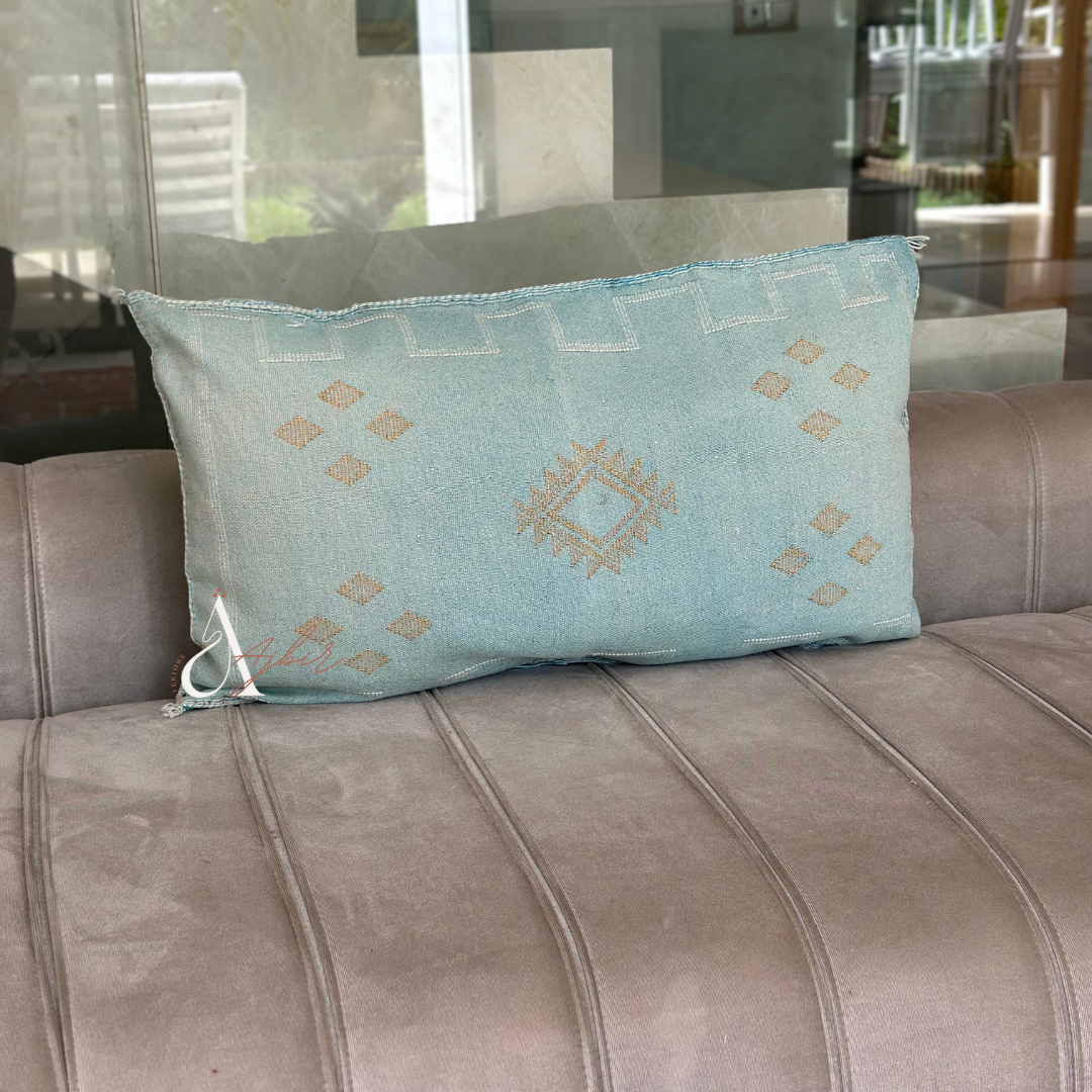 Grande housse de coussin artisanale Sabra (soie de cactus) bleu pastel