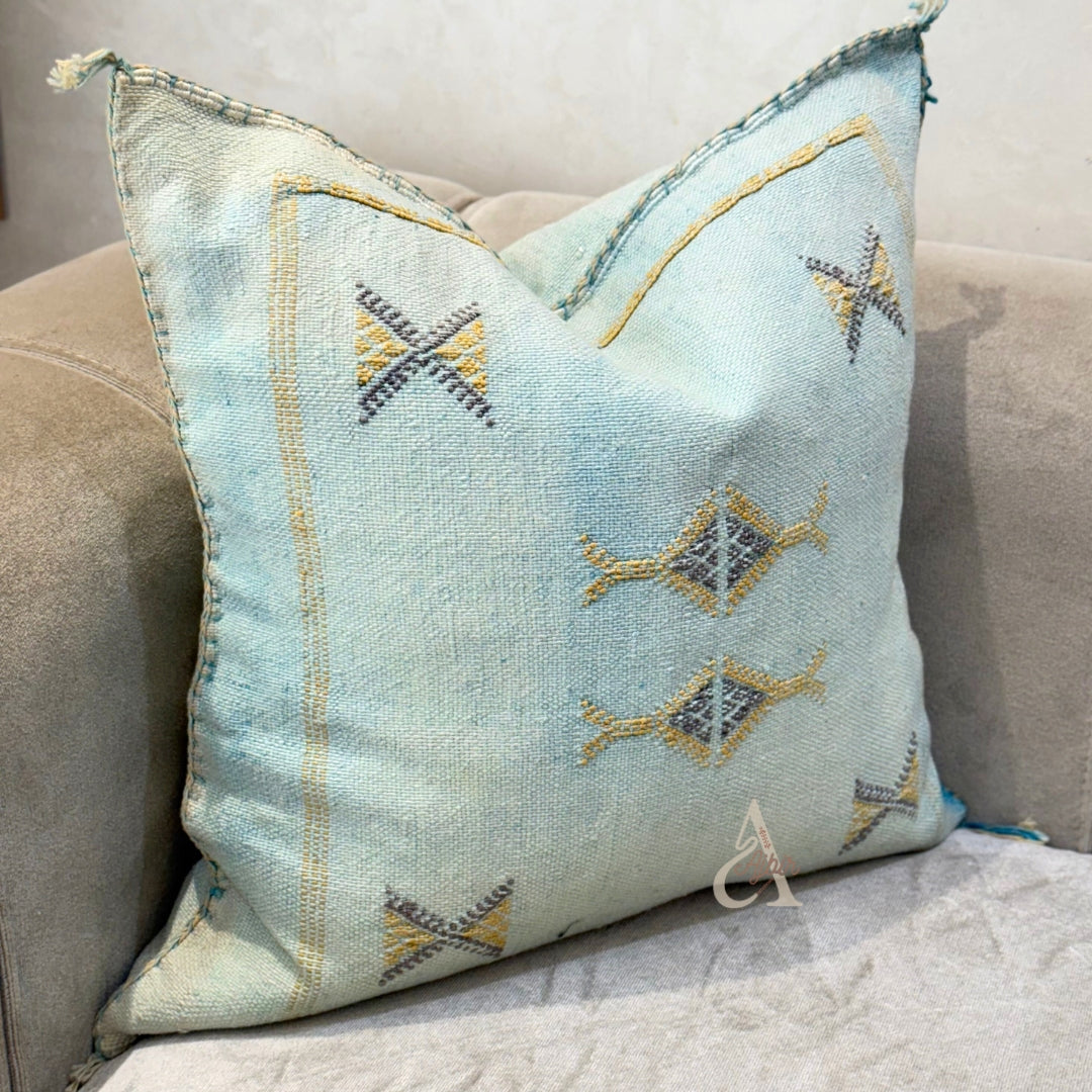 Housse de coussin Sabra (soie de cactus) bleu ciel