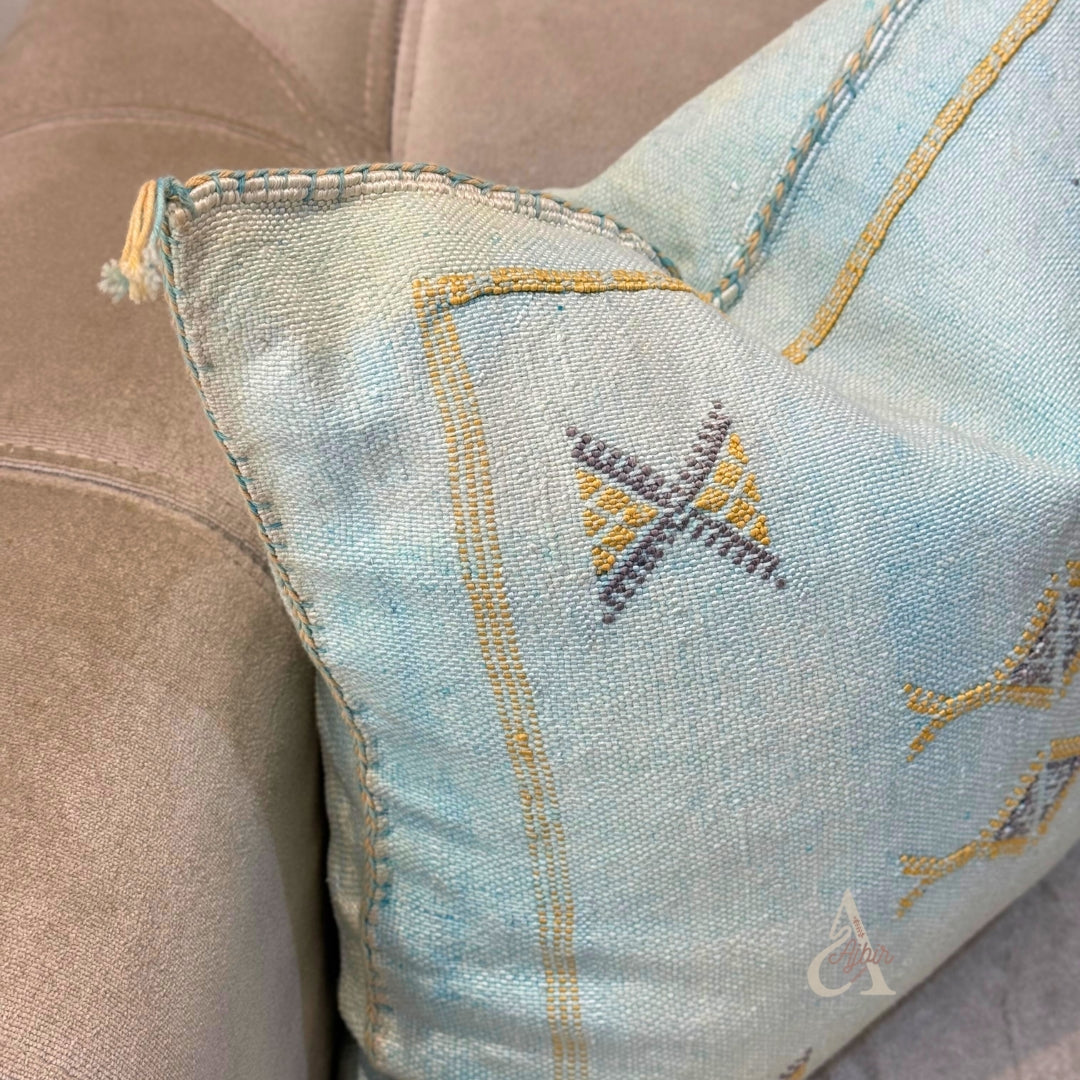 Housse de coussin Sabra (soie de cactus) bleu ciel