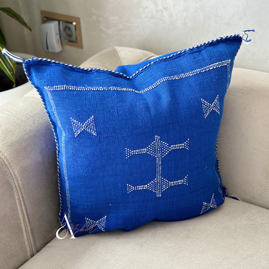 Housse de coussin Sabra (soie de cactus) bleu majorelle