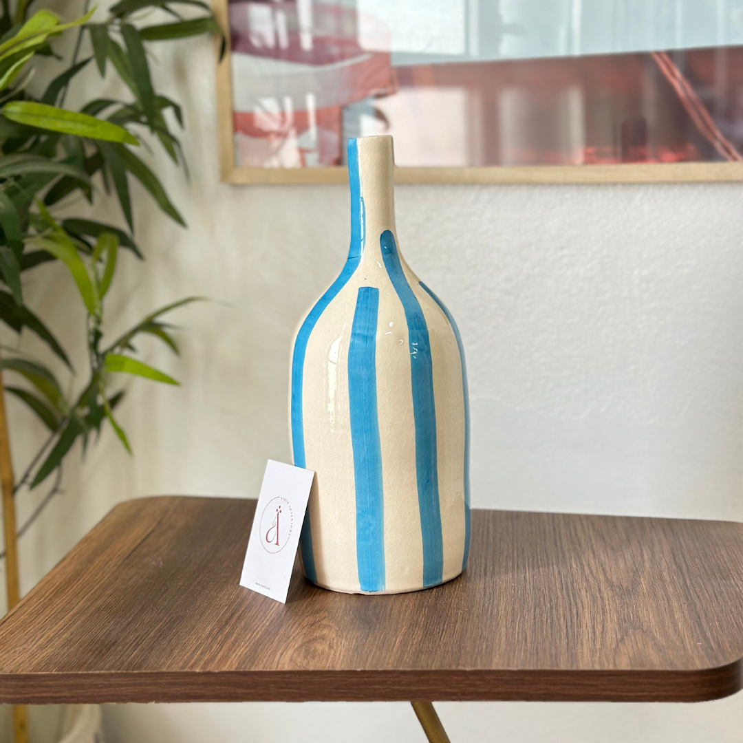 Vase bouteille bleu ciel rayé