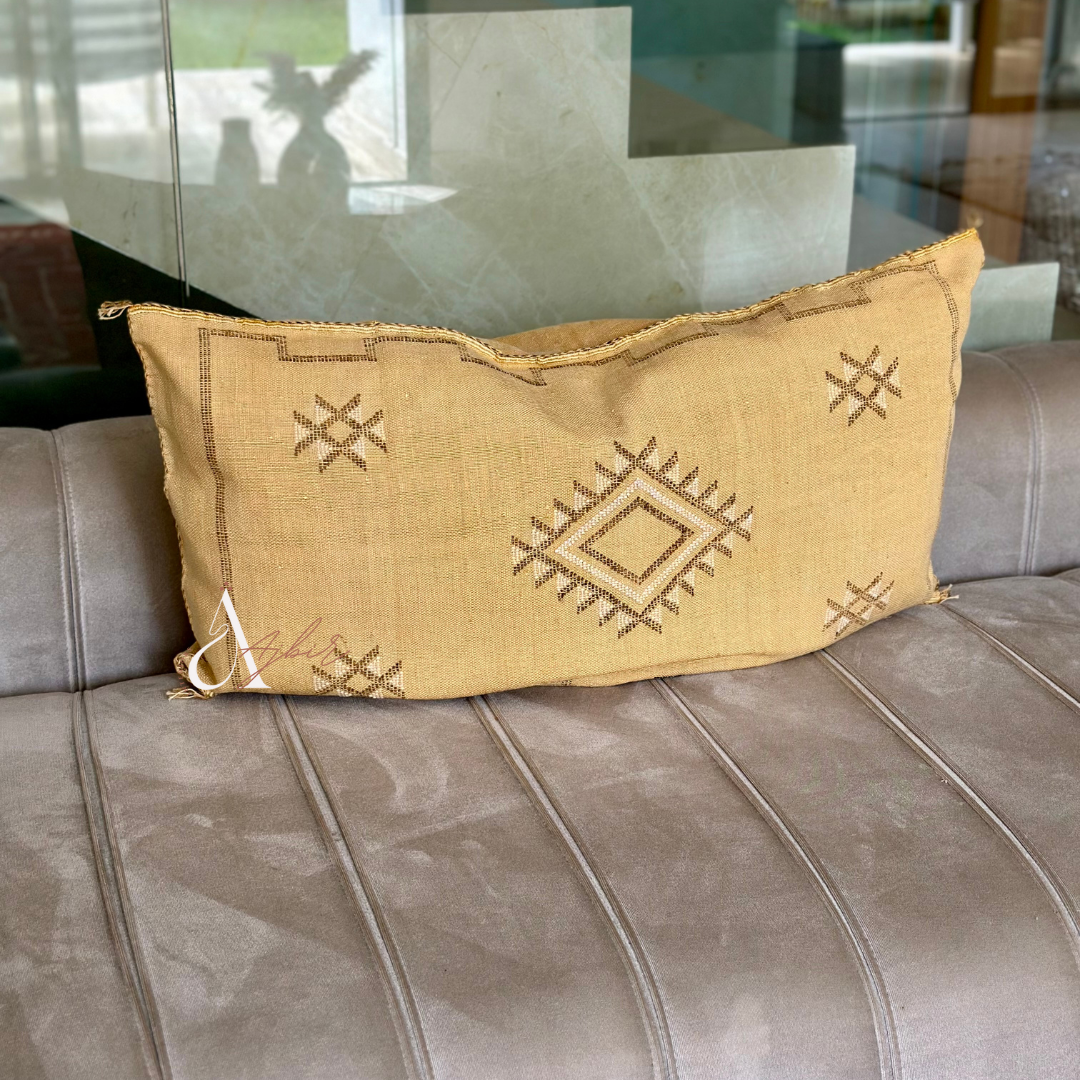 Grande housse de coussin artisanale Sabra (soie de cactus) jaune