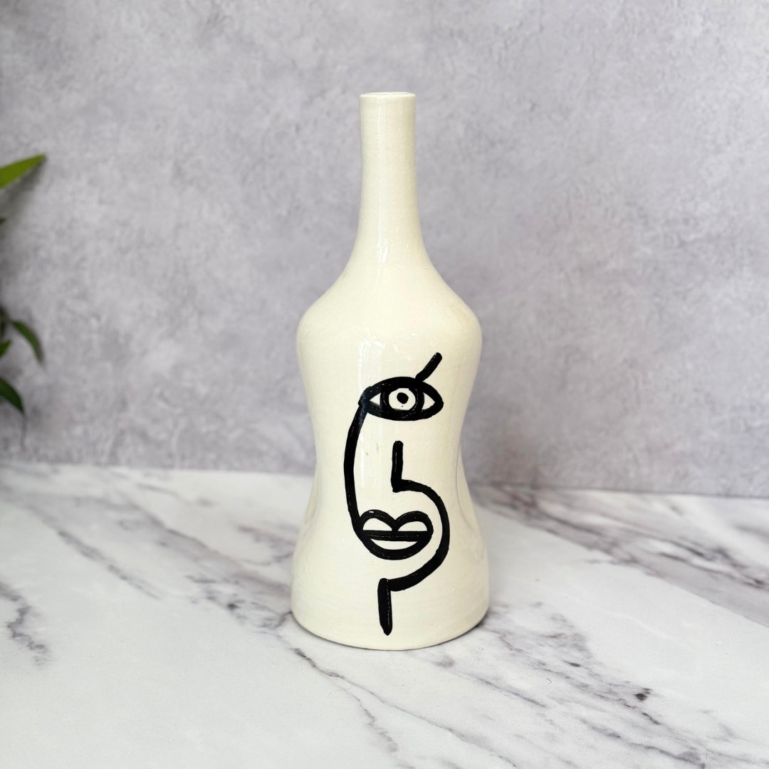 Vase bouteille creux Oudm