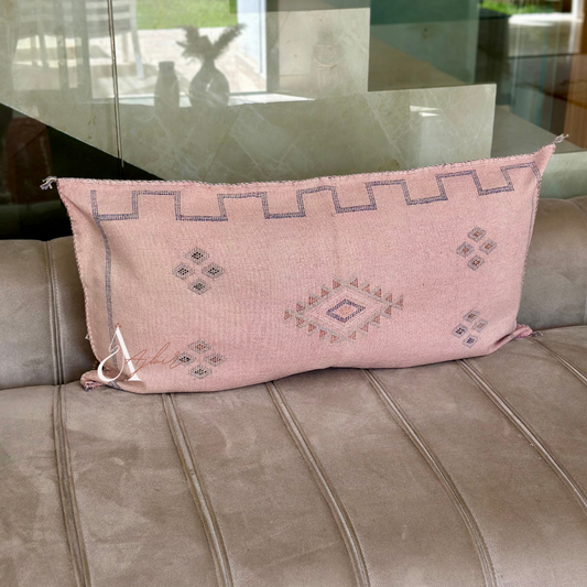 Grande housse de coussin artisanale Sabra (soie de cactus) rose bébé