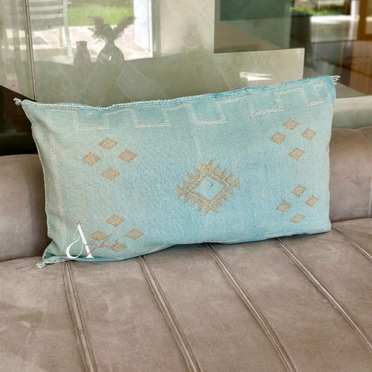 Grande housse de coussin artisanale Sabra (soie de cactus) bleu pastel