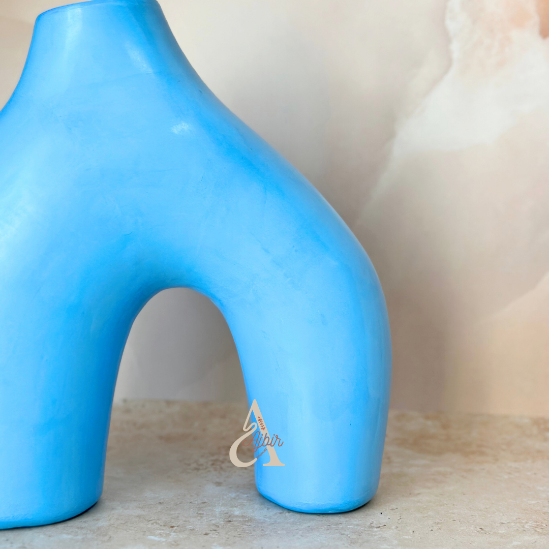 Vase artisanal Azul bombé mat