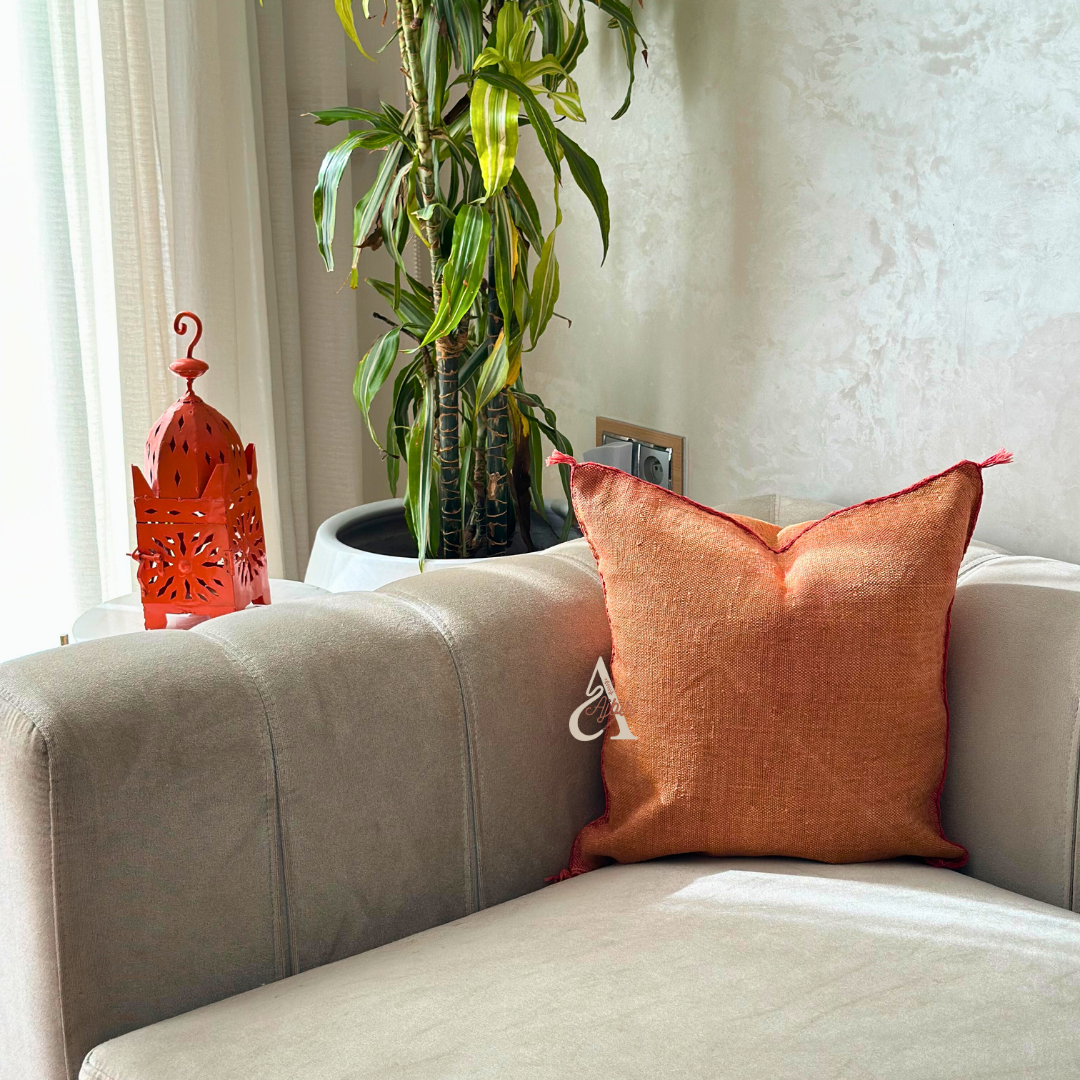 Grande housse de coussin artisanale Sabra (soie de cactus) saumon uni