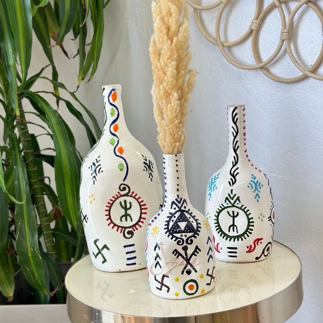 Vase artisanal bouteille amazigh Khuda
