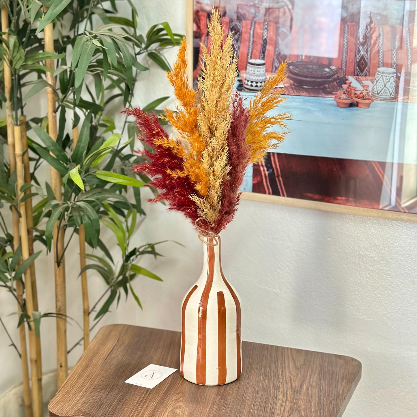 Vase bouteille marron rayé